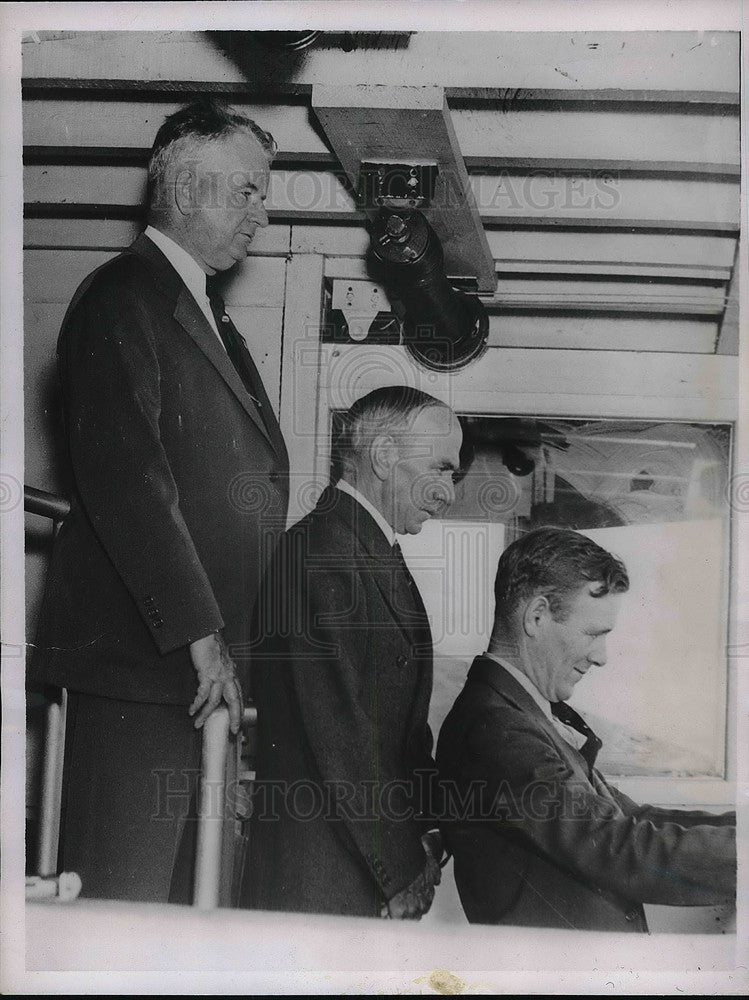 1937 Press Photo Judges at Hialeah Park races, J Turner, V Treanor,C Kenney- Historic Images