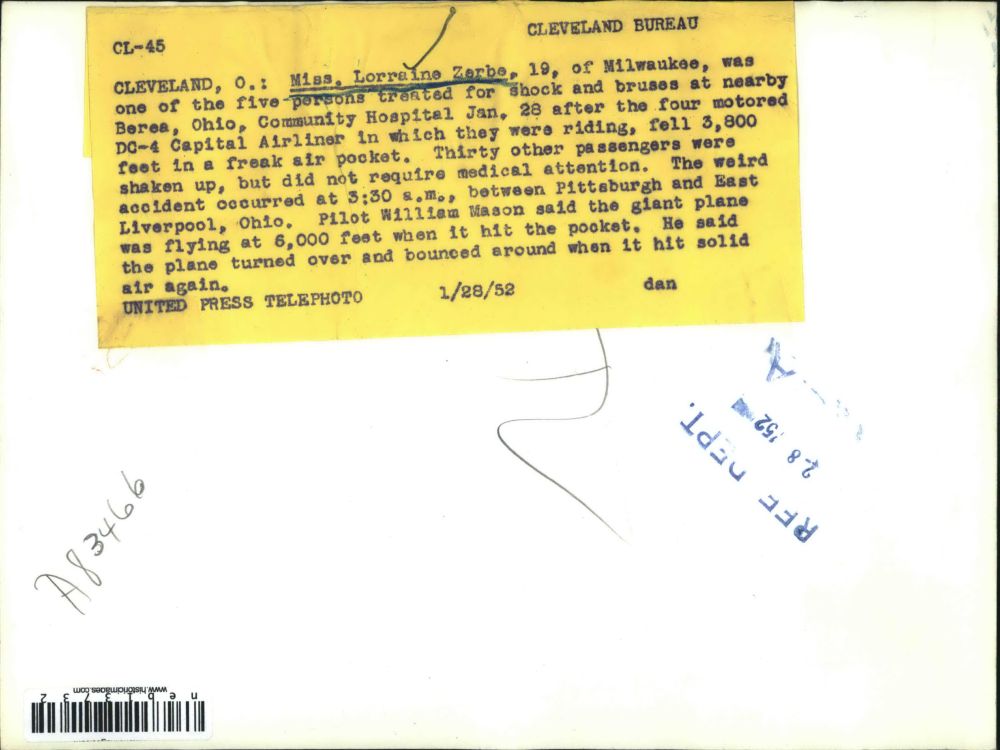 1952 Press Photo Lorie Zerbe in Cleveland hospital injured in plane mishap