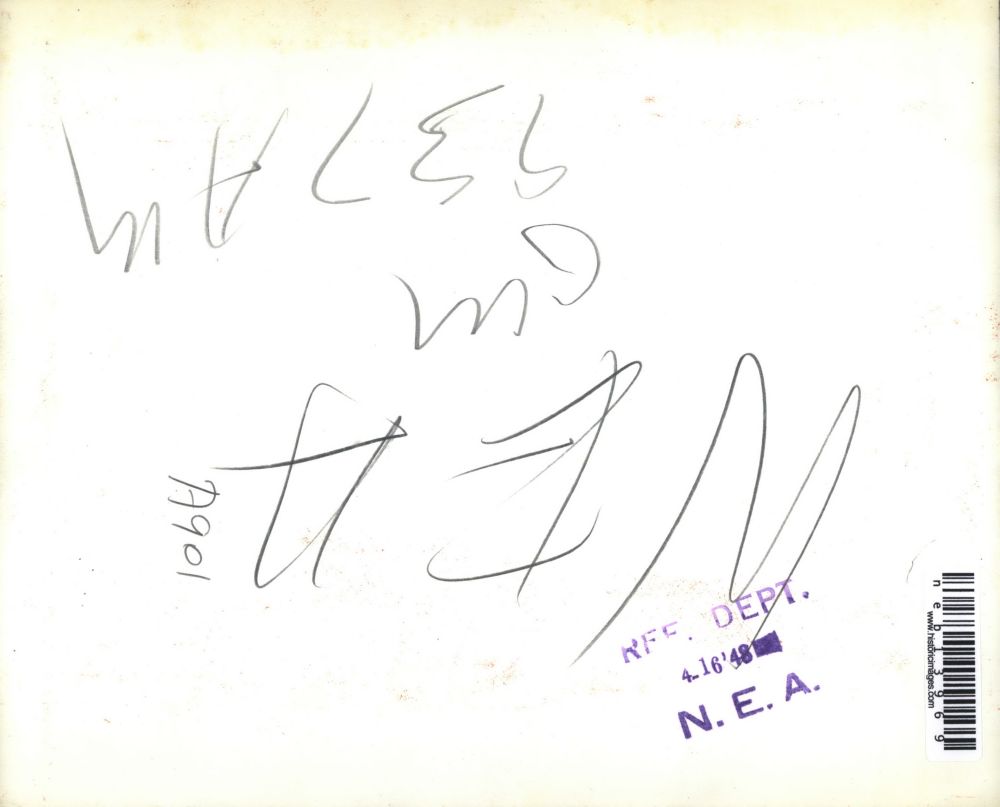 1948 Press Photo Engineers Set Up Pumps To Carry Flood Waters Out Newport Sewers