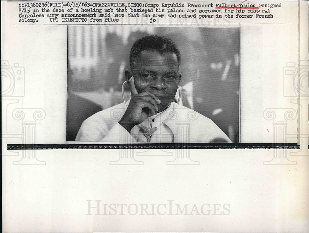 1963 Press Photo Brazzaville, Congo. President Fulbert Youlou resigns