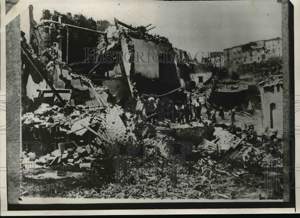 1930 Press Photo Italian Quake at Aviano, Italy - neb19403