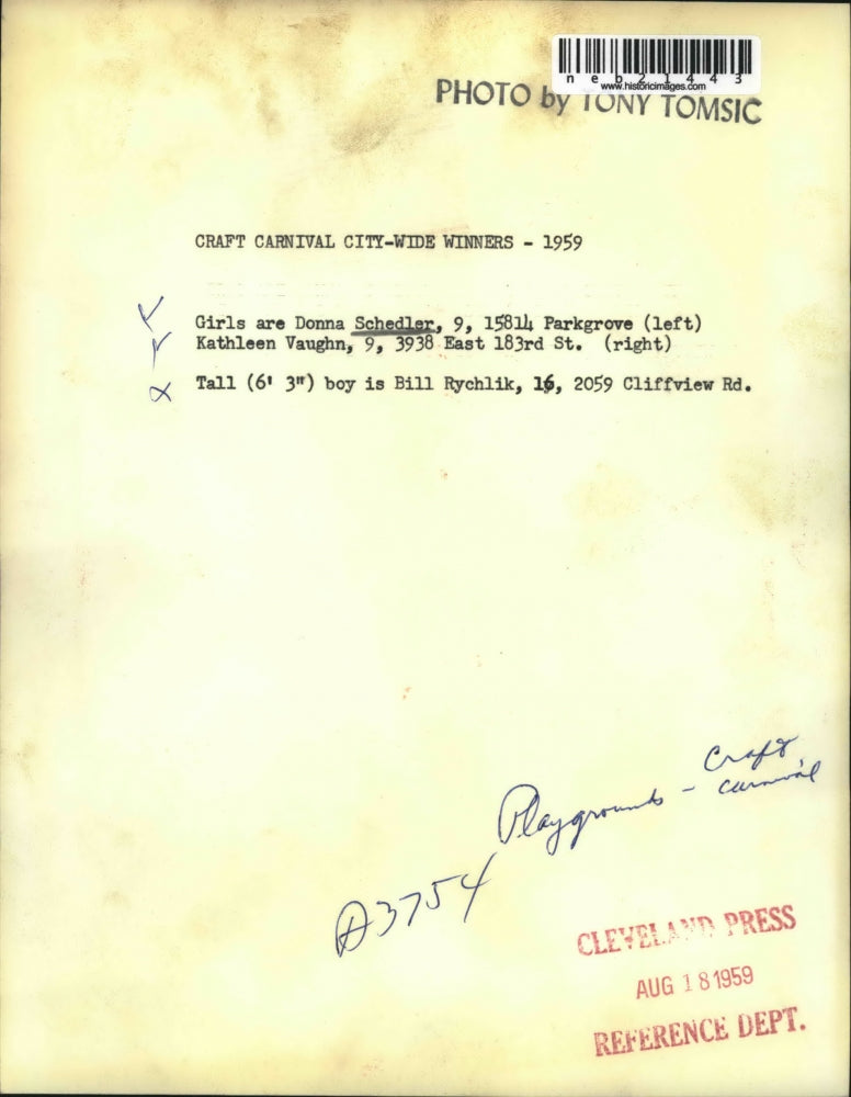 1959 Press Photo Donna Schedler, Kathleen Vaughn, Bill Rychlik, Craft Carnival