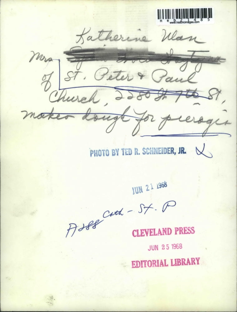 1968 Press Photo Katherine Wan, St. Peter Paul Church