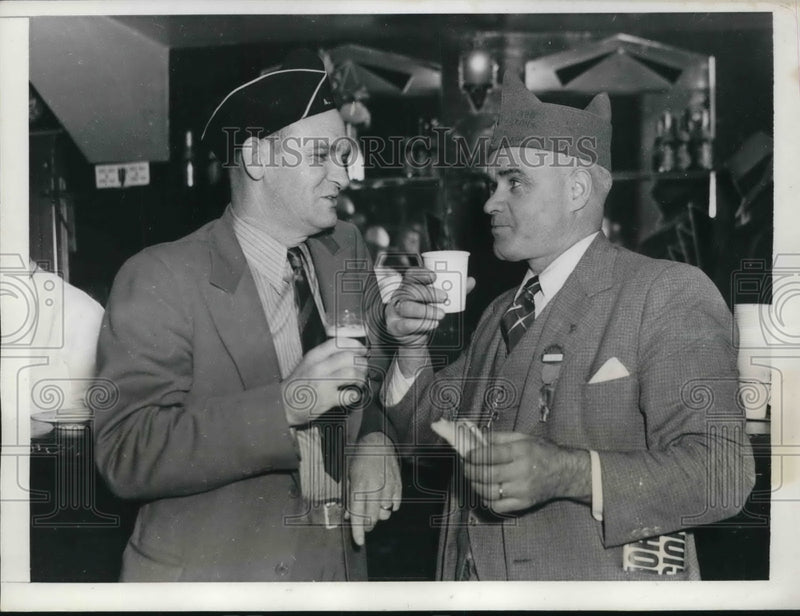 Load image into Gallery viewer, 1937 Press Photo B.S. Randall, James Grant, American Legion Convention

