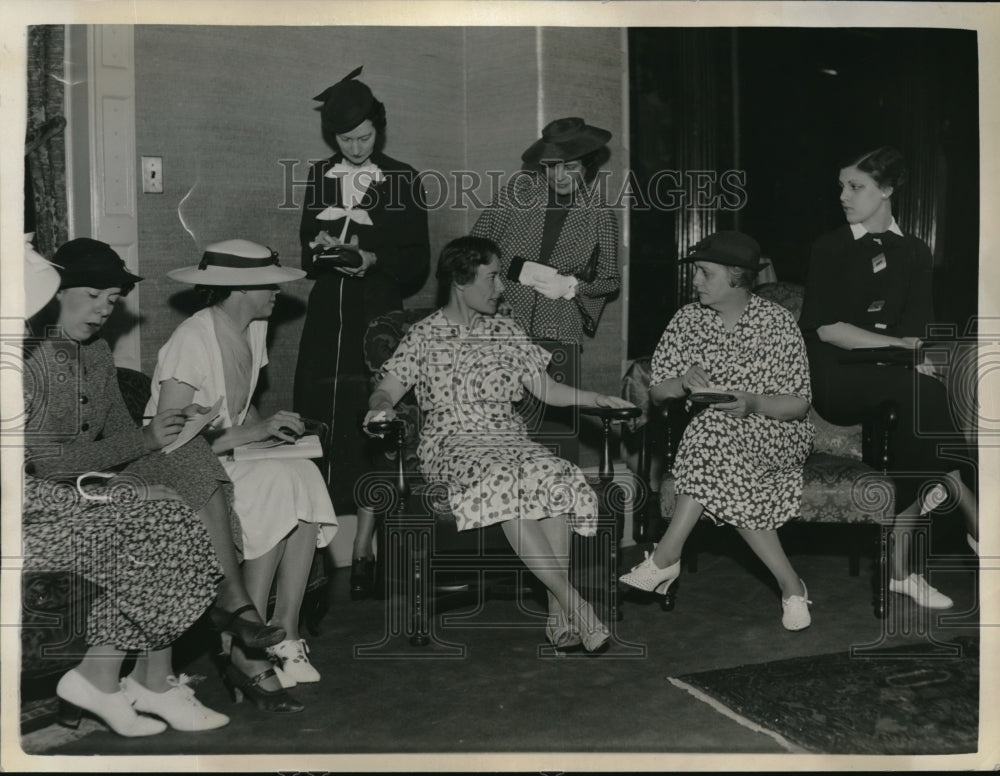 1936 Press Photo Mrs Alf Landon,wife of Rep Pres. candidate at exec Mansion