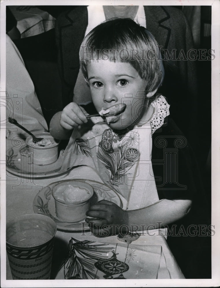 1964 Press Photo Jenifer Anderson, Dr & Mrs John B Anderson Jr