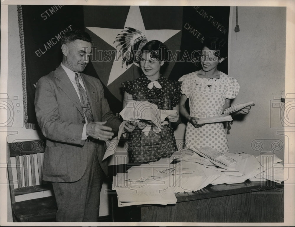 1936 Press Photo Col. G.A. herest, Patricia Coumaris, Phyllis Jaeger- Historic Images