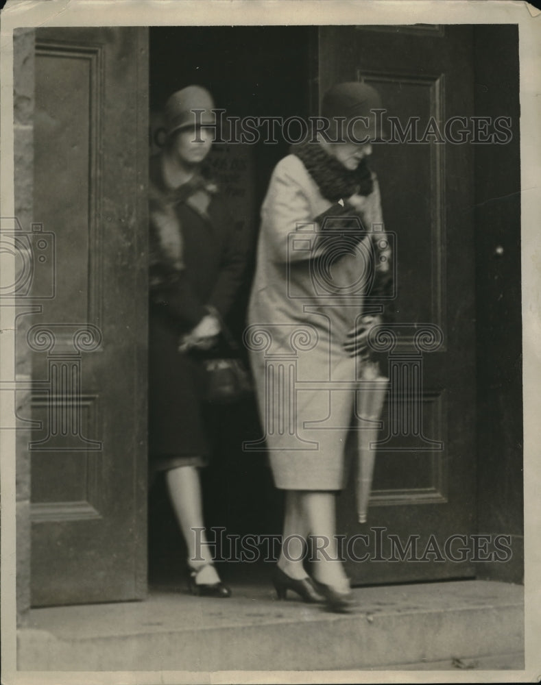 1928 Press Photo Mrs Leo Harsh Sr, Mrs Jack Disisoway in Atlanta Georgia- Historic Images