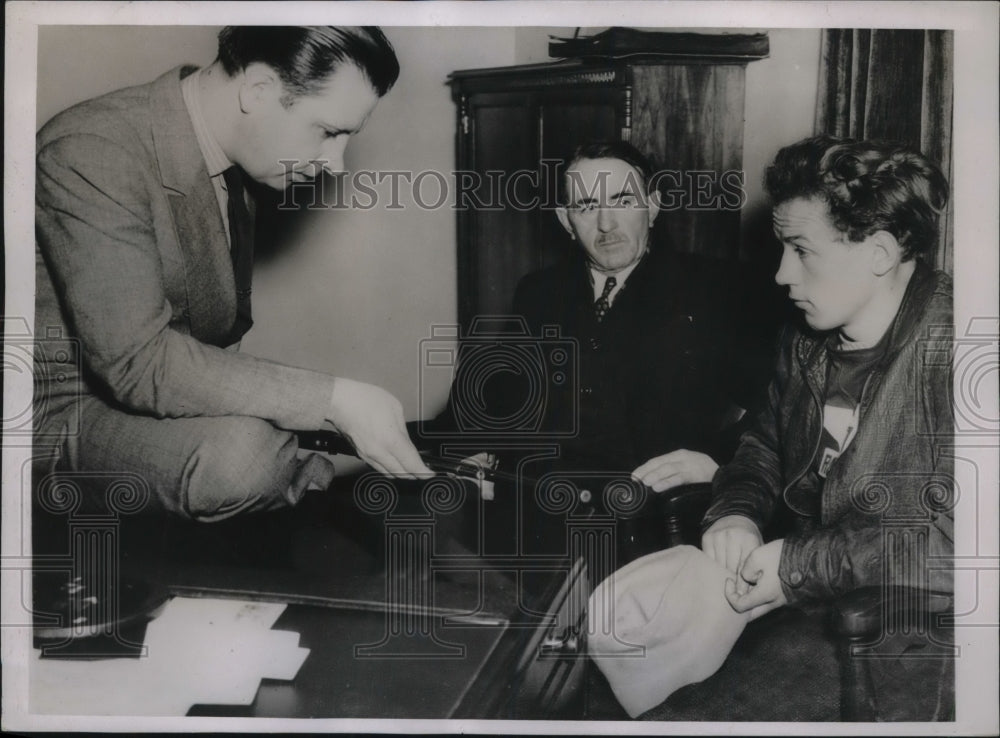 1938 Press Photo Seattle WA coroner Otto Mittelstadt, Marian Lien & JG Garlock