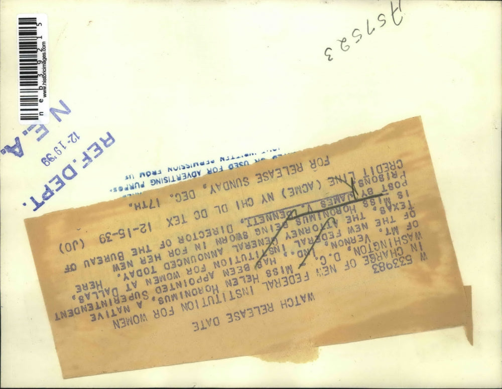 1939 Press Photo Helen Horonimus sworn as head of Federal Institution for women