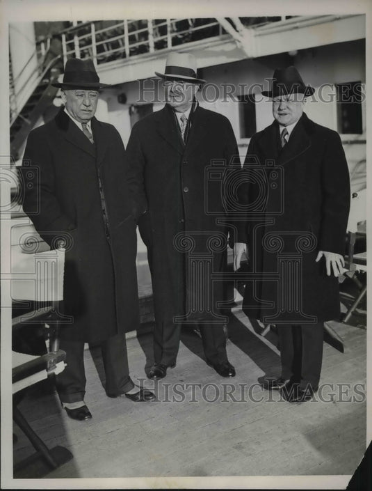 1934 Press Photo David Smyth JAcob Seeds Edwin Cox aboard Santa Lucia