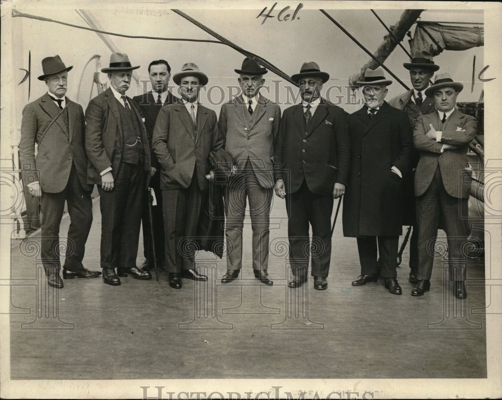 1925 Press Photo Italian Facisti delegation arrives on the Duilio for conference- Historic Images