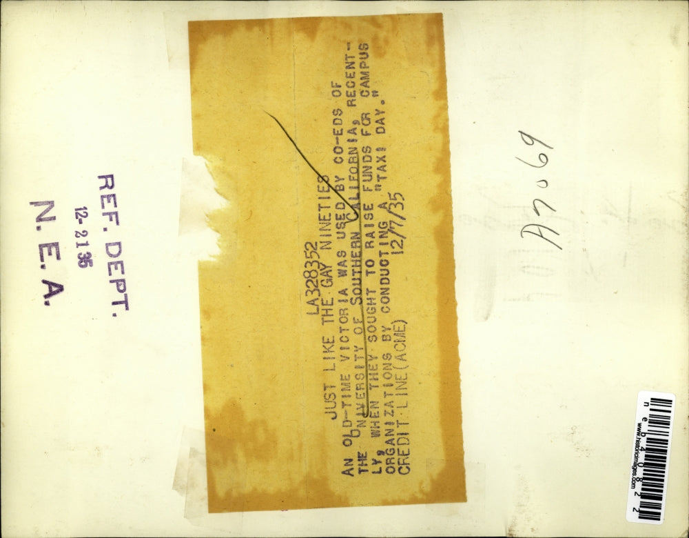 1935 Press Photo Old-Time Victoria used by Co-ed of Univ. of Southern Califronia