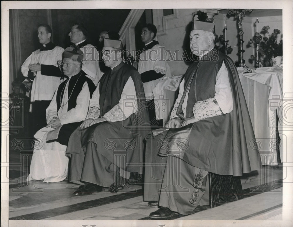 1944 Press Photo Church , St Matthew in D.C. AB. JT Nicholas,Rev Ready,Rev Hoban