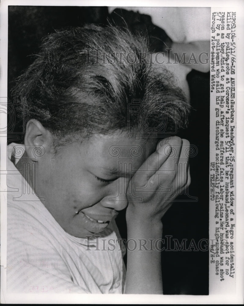 1966 Press Photo Barbara Deadwyler Sobs At Coroner's Inquest