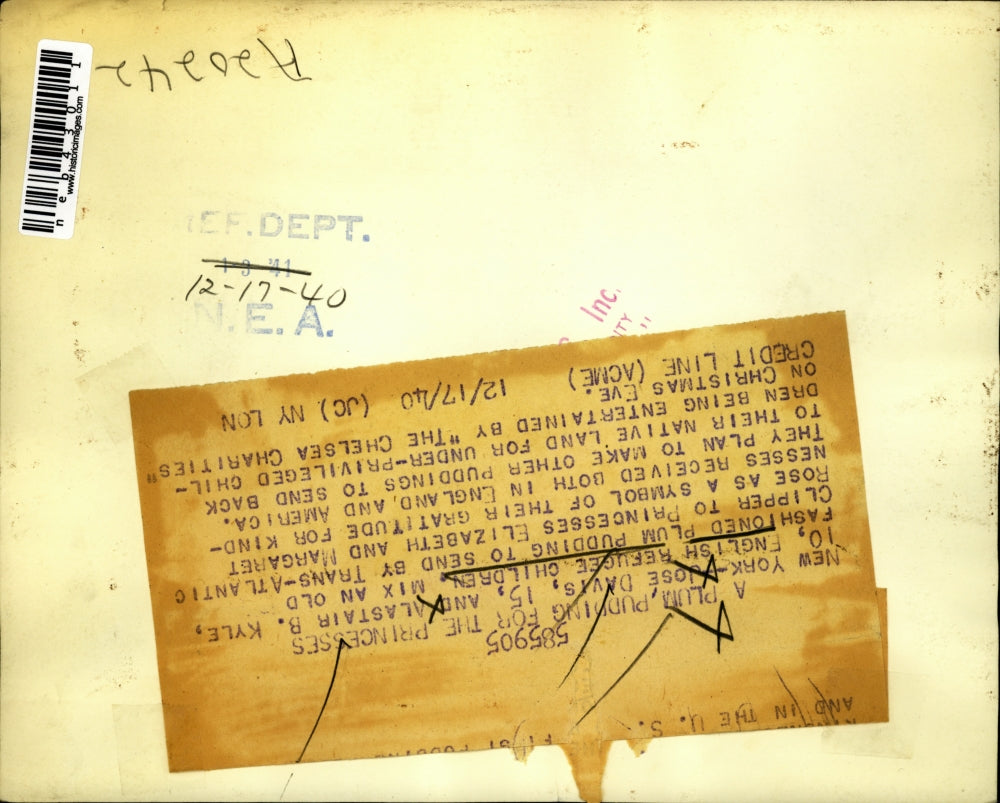 1940 Press Photo Jose Davis & Alastair Kyle English refugee kids baking in NYC