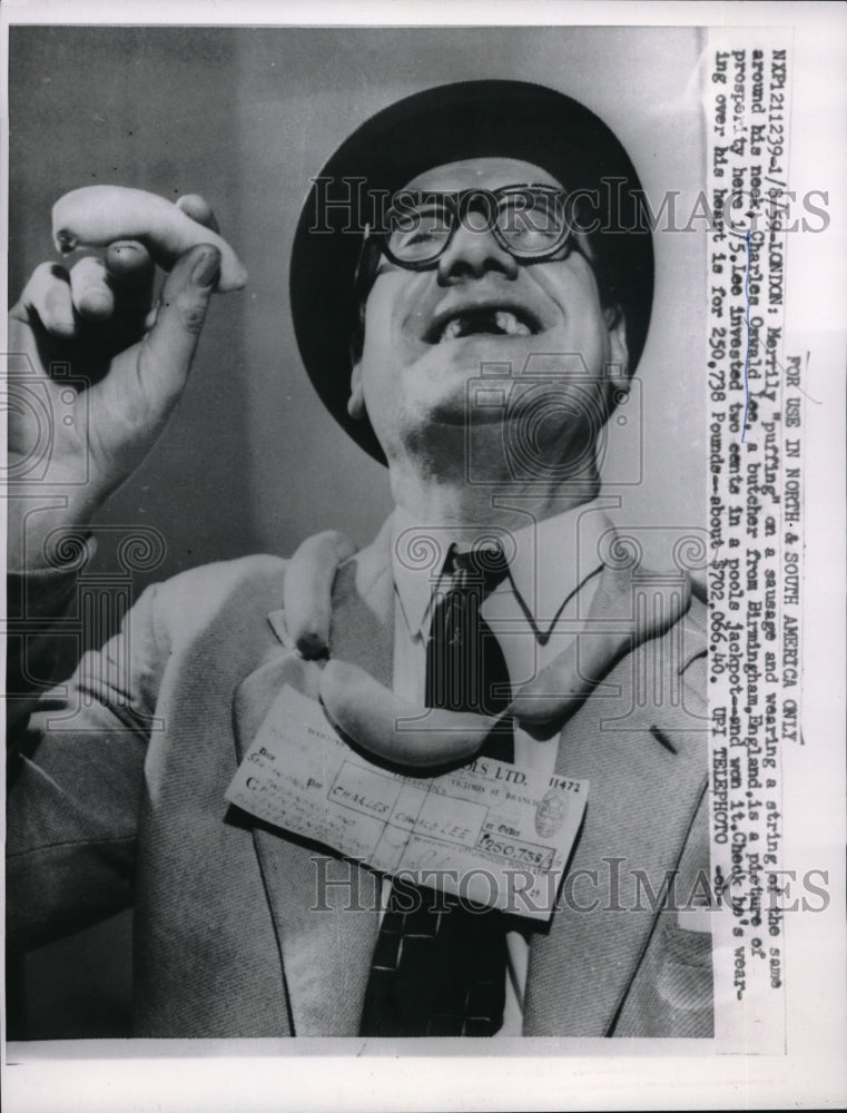 1959 Press Photo Charles Oswald Lee butcher in England won pools jackpot