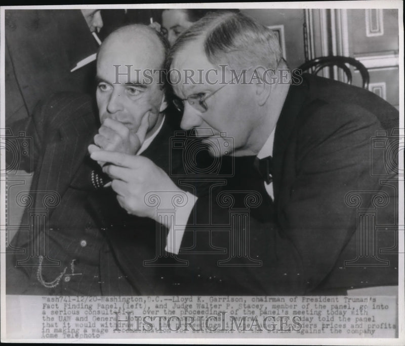Load image into Gallery viewer, 1945 Press Photo Lloyd Garrison Chairman of President Trumans fact finding board

