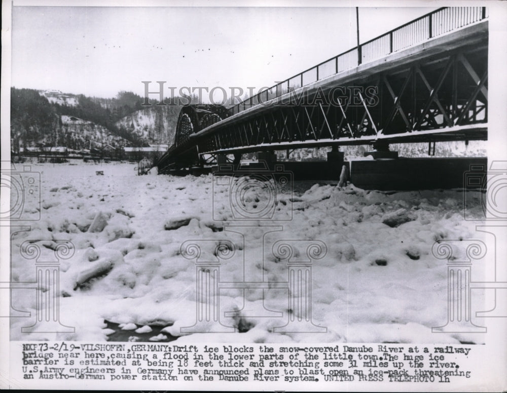 1953 Press Photo Ice Blocks Danube River Near Railway Bridge Vilshofen, Germany- Historic Images