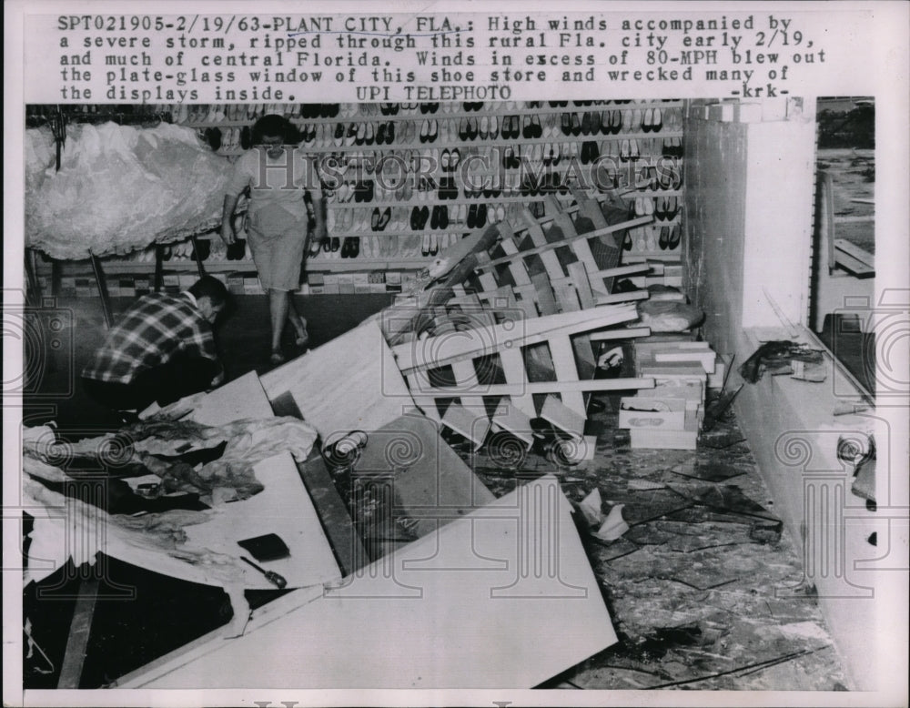 1963 Press Photo Plant City, Fla high winds in storm destroy a store- Historic Images