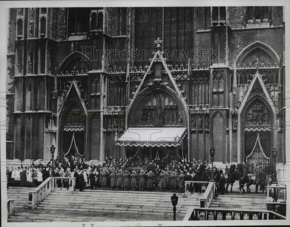 1934 Press Photo Church of our Lady in Laekens Brussles- Historic Images