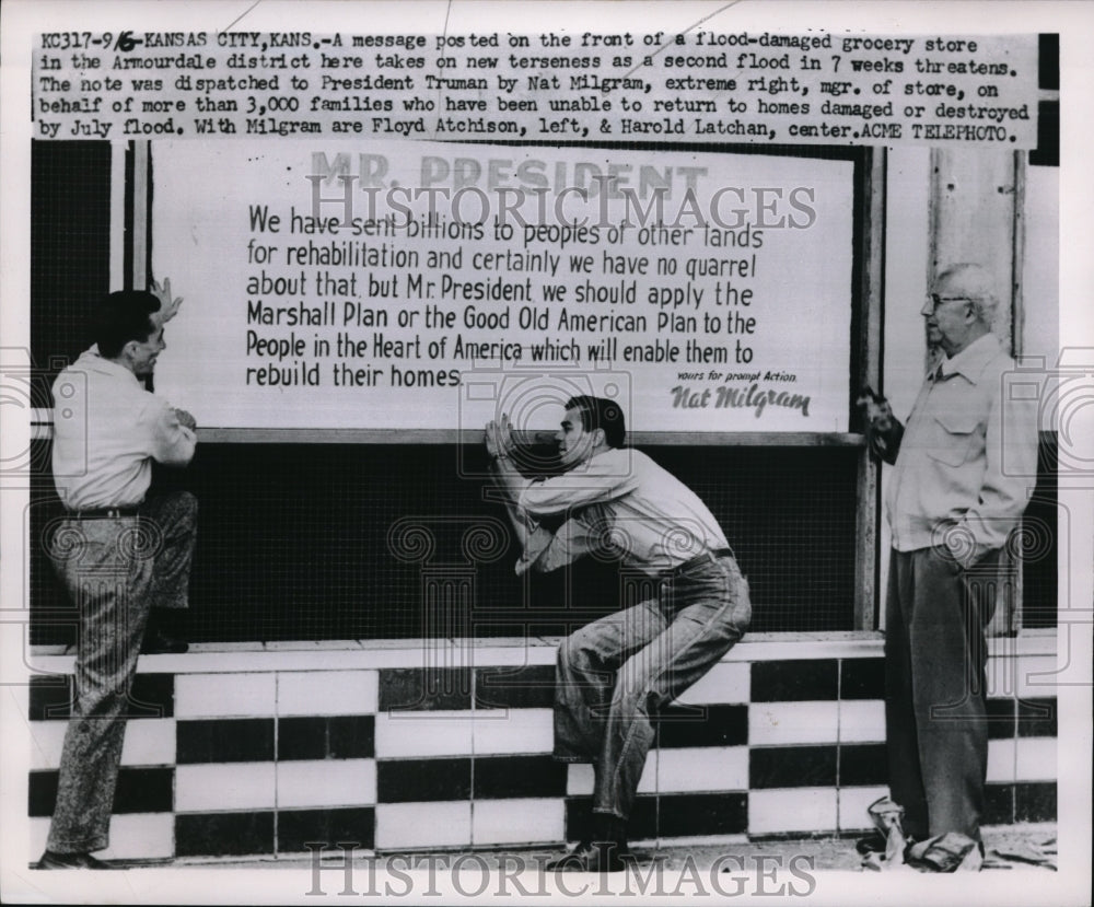 1951 Press Photo Kansas City, KSMessage board from flood victims to President- Historic Images