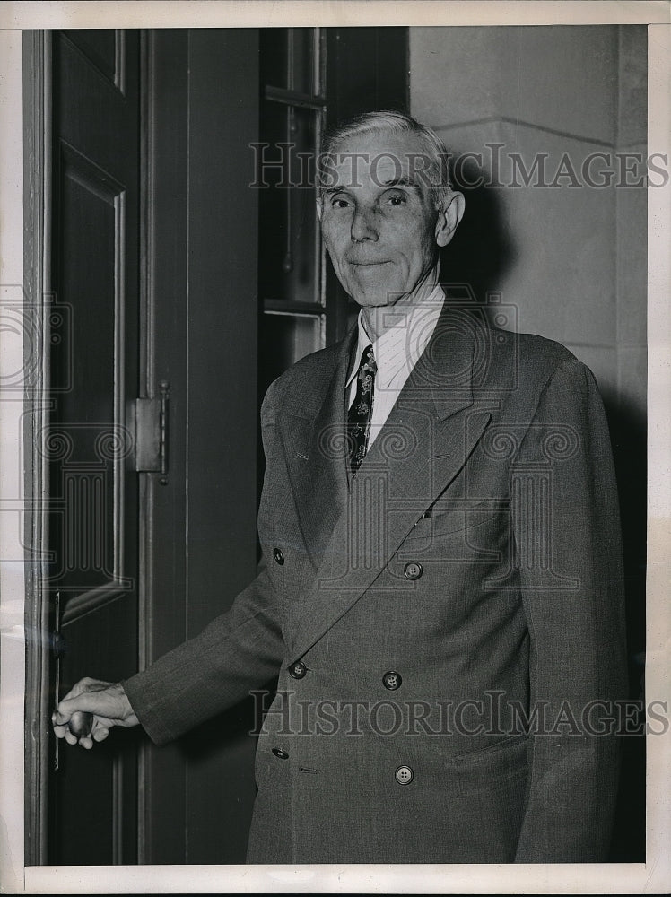 1947 Press Photo Leroy W. Fields Sr. Testifying In Washington D.C. - neb48381