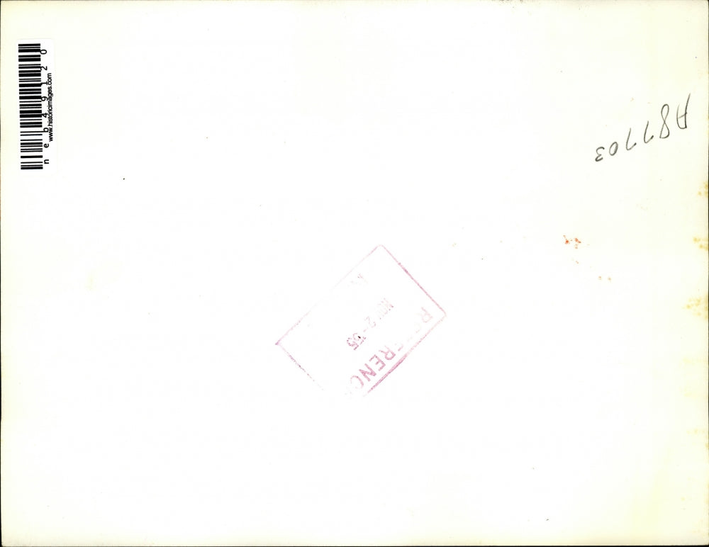 1955 Press Photo Hollywood, Cal. Roy Martins & fire officials at his burned apt