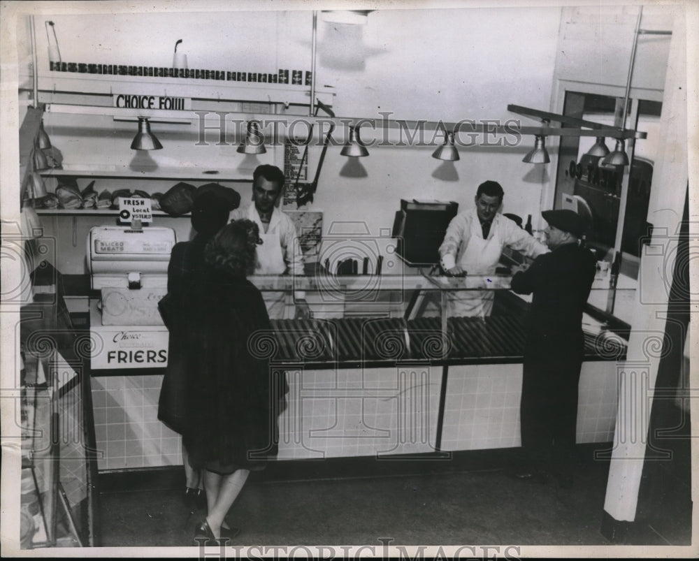 1946 Press Photo Alaskan shops opening after strike- Historic Images