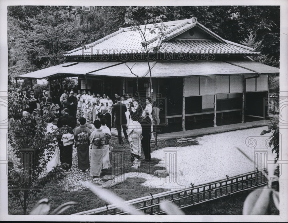 1960 Press Photo Japanese teahouse party in Wash.D.C.- Historic Images