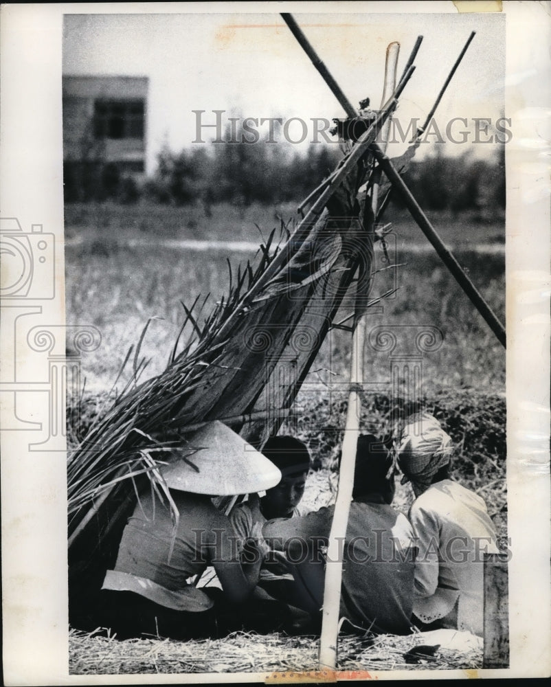 1970 Press Photo Vietnamese Teepee - neb50246