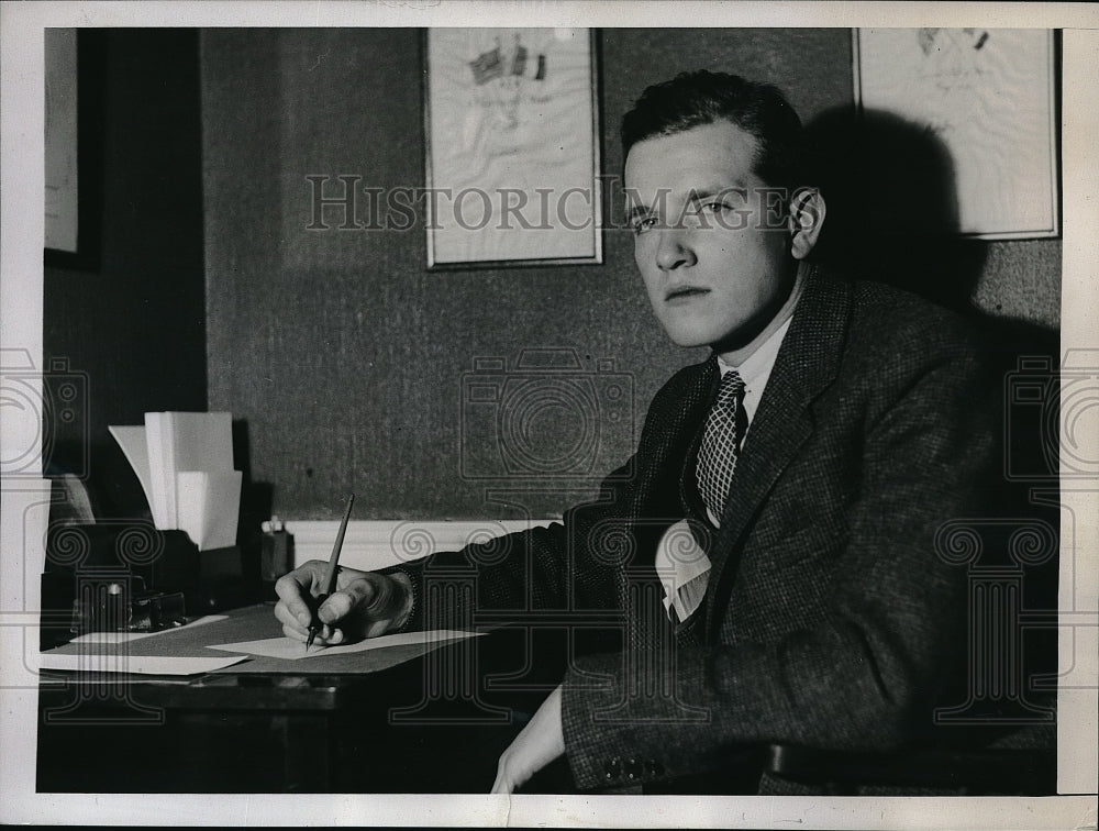 1935 Press Photo Carl Pfaffmann of Woodhaven, NY student of Brown U,- Historic Images