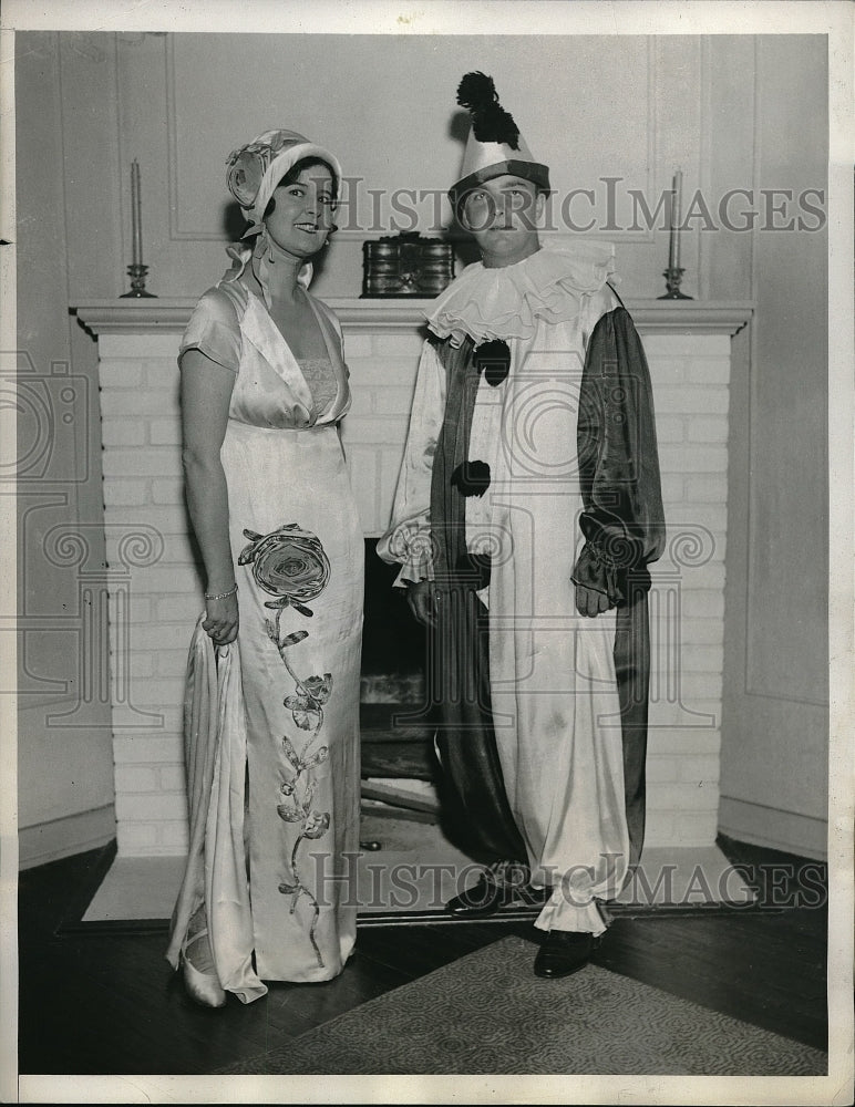 1933 Press Photo N.Y. Socialite in costume at Bal Masque at Palm Beach Fla.