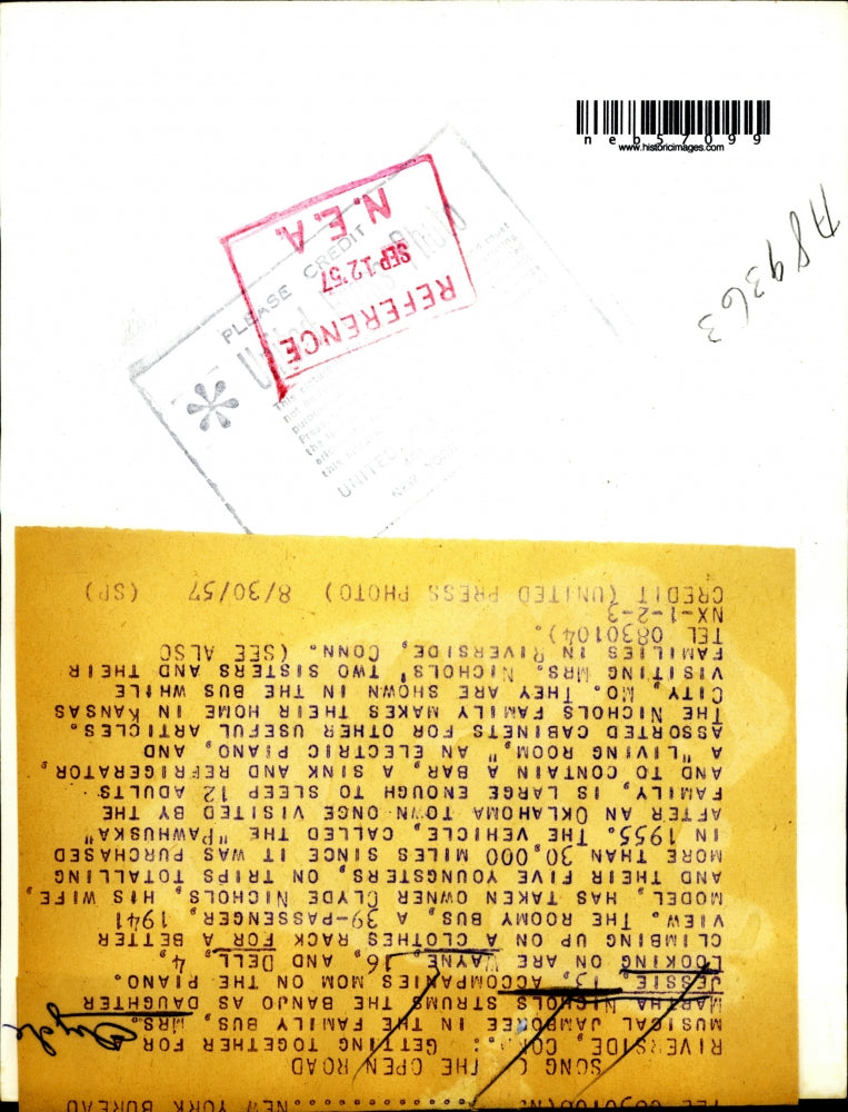 1957 Press Photo Riverside, Cal. Mrs Martha Nichols & family for music jamboree