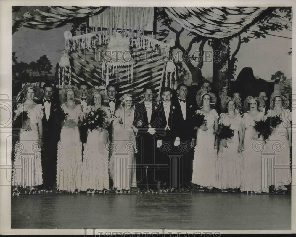 1933 Press Photo Revere, Mass, wedding of Lawrence N Acker to Helen M Dee