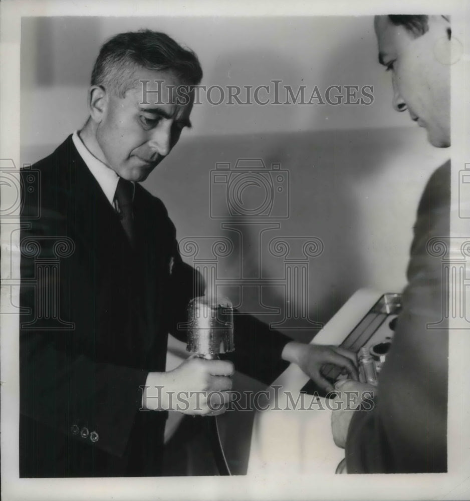 1949 Press Photo Dr. Gerd Nickel, Physicist who studied under M. Planck- Historic Images