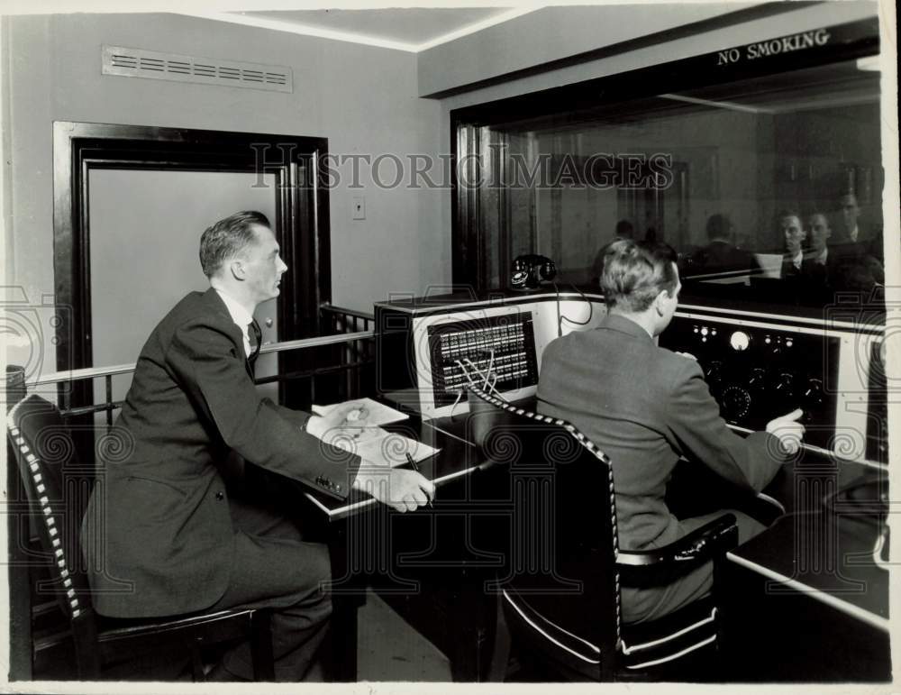 1935 Press Photo Technicians man a studio control room - neb59997- Historic Images