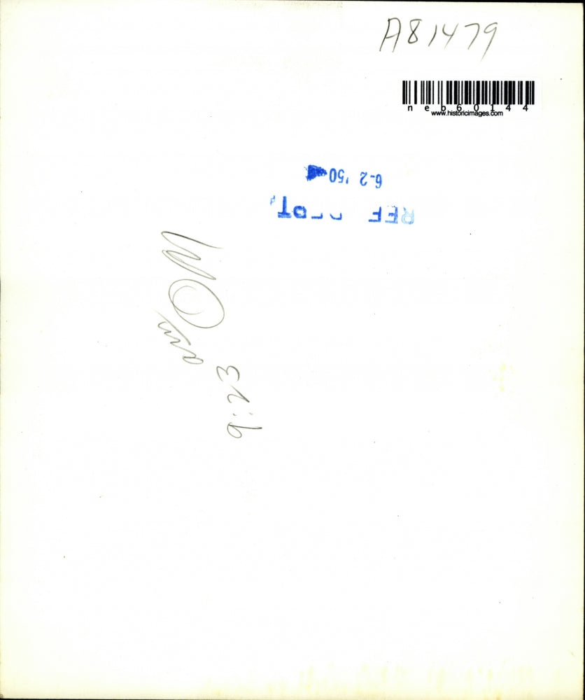 1950 Press Photo Mrs. Frances Hess is helped by her brother, William Sherman