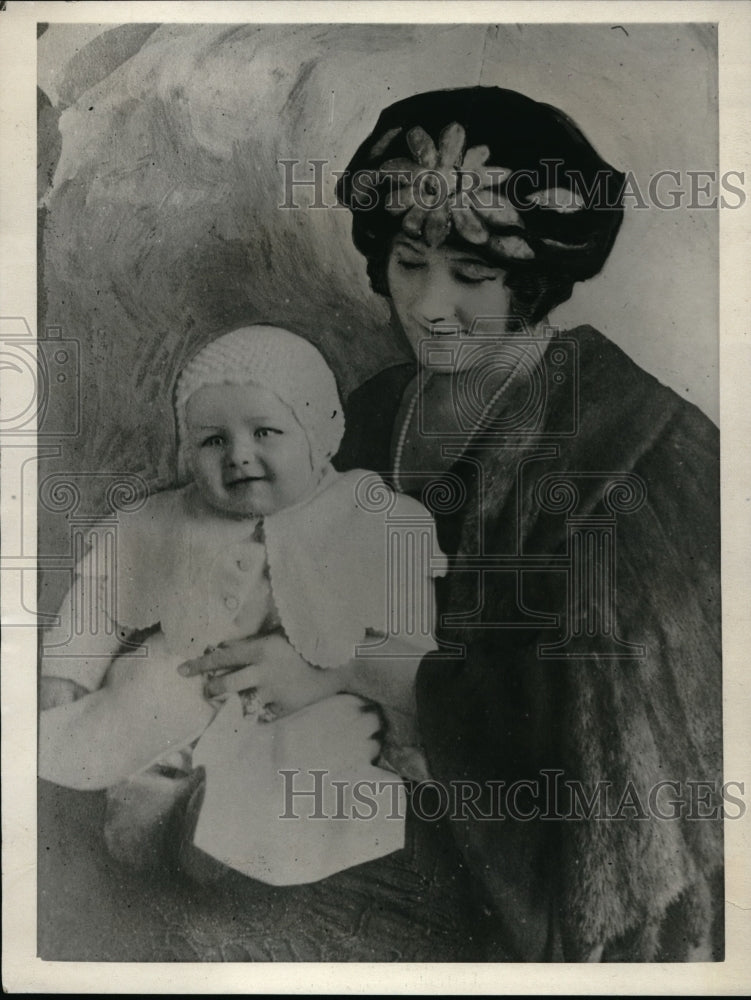 1933 Press Photo Mrs Paul Eberle, wife of  a wealthy stock broker of Des Moines,- Historic Images