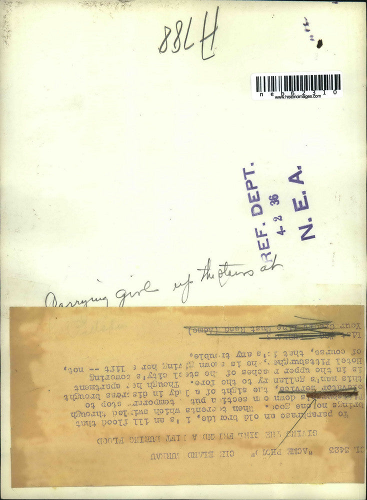 1936 Press Photo Pittsburgh man rescues a woman from floods