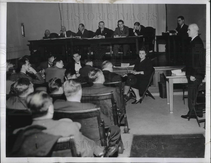 Load image into Gallery viewer, 1944 Press Photo CIO president Philip Murray at War Labor Board in DC
