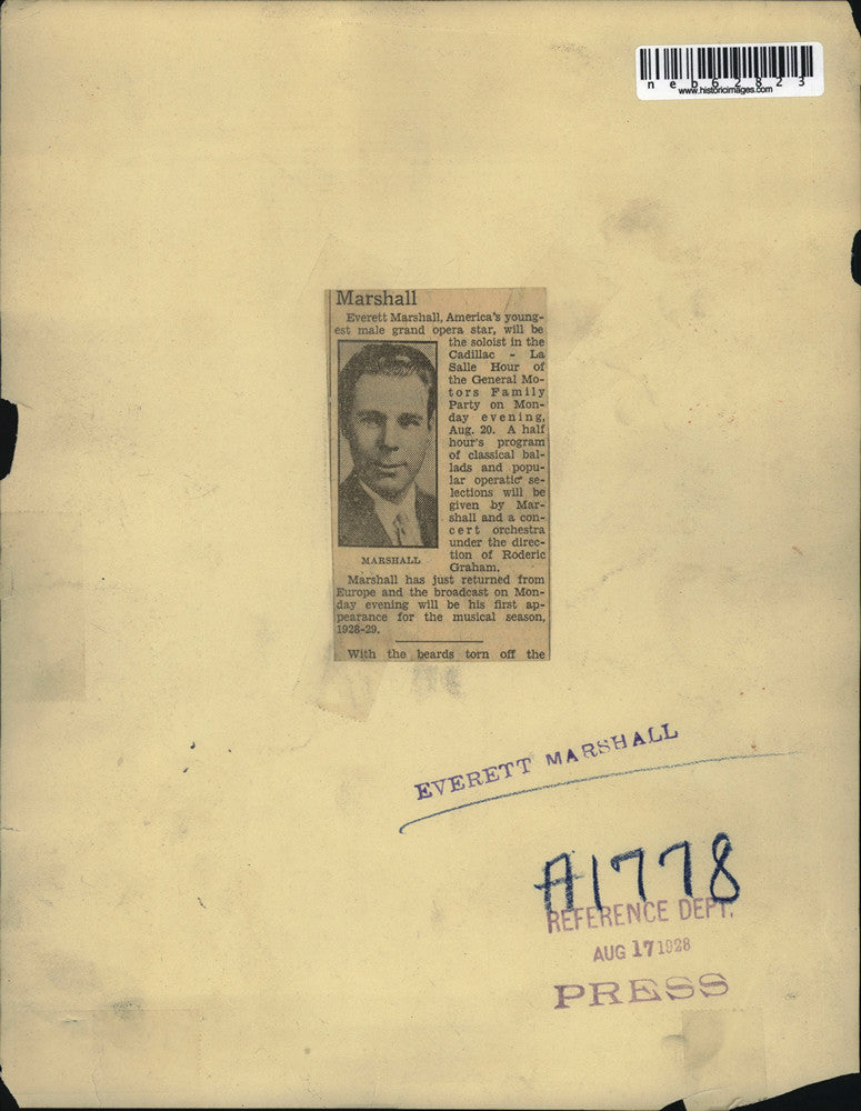 1928 Press Photo Everett Marshall American opera star in Cadillac Le Salle hour
