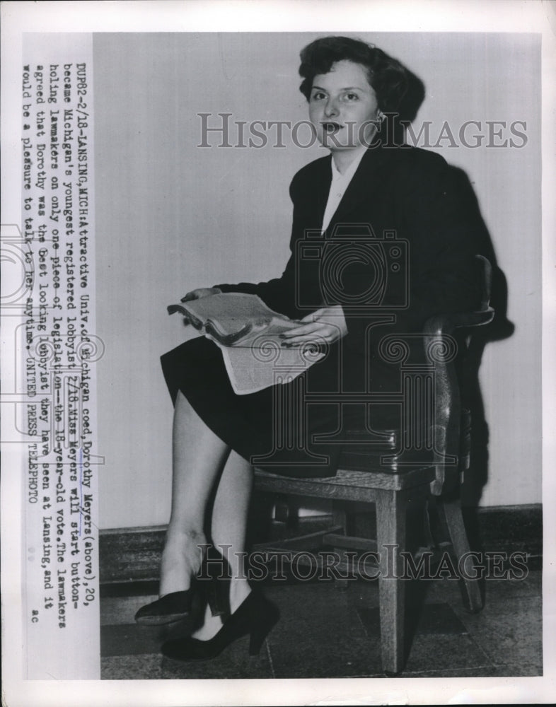 Load image into Gallery viewer, 1954 Press Photo Lansing, Mich. Univ of Mich coed Dorothy Meyers, lobbyist
