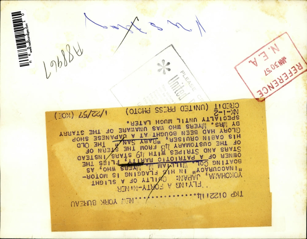 1957 Press Photo Colonel William Myers in his boat Baby San in Japan - neb65510