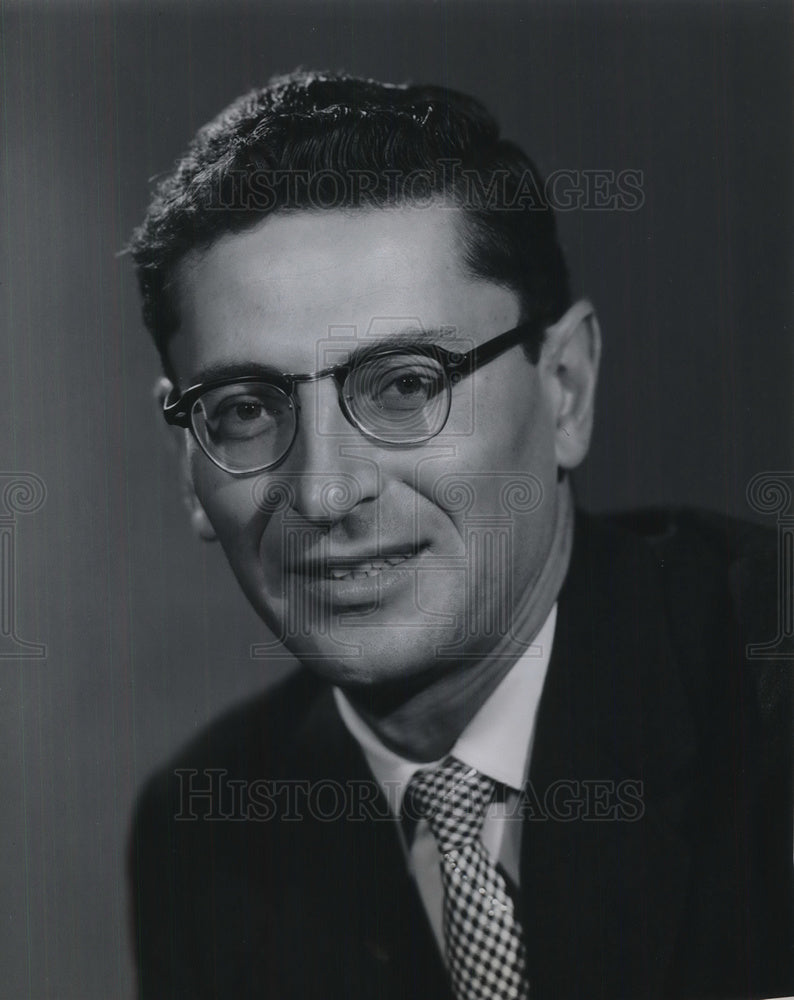 1960 Press Photo Wallace Kantor, Physicist from Northrop - neb66761