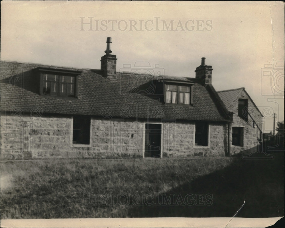 1929 Press Photo House where Ramsay MacDonald was born Lassiemouth- Historic Images