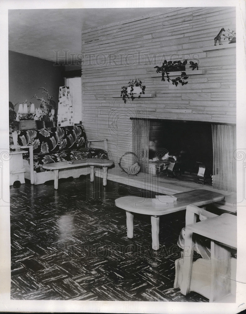 1952 Press Photo Ceiling high fireplace wall made of cut stone