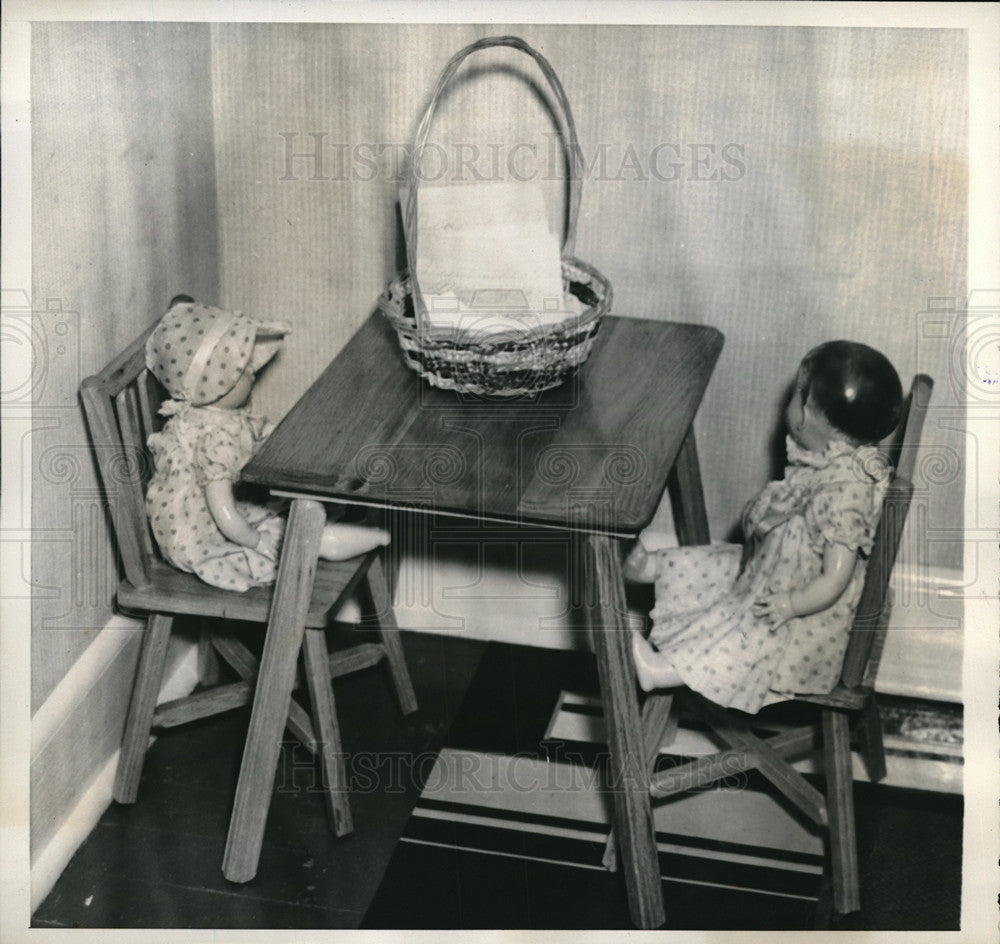 1940 Press Photo Toy furniture of Diana Dorman who was killed by her mother