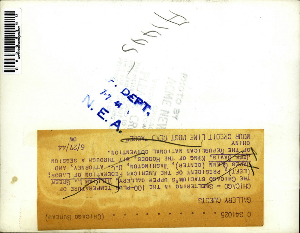 1944 Press Photo William Green , James Glenn, and Jeff Glenn at Chicago's Stadiu