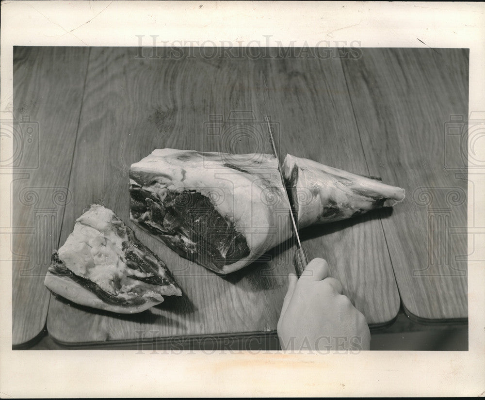 1953 Press Photo Preparing Meat for Cooking- Historic Images